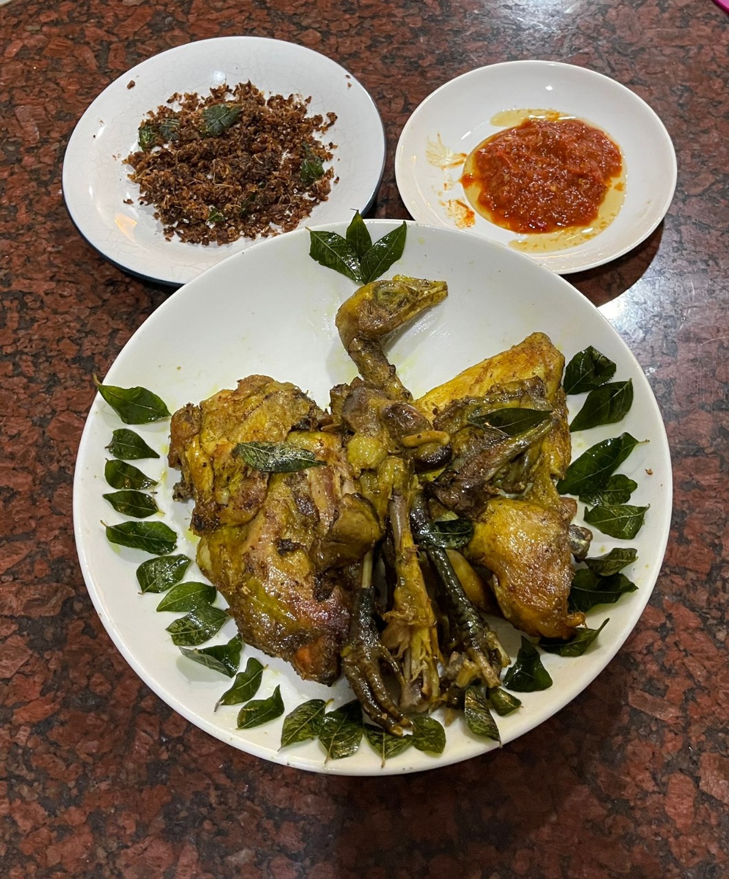 ayam goreng
